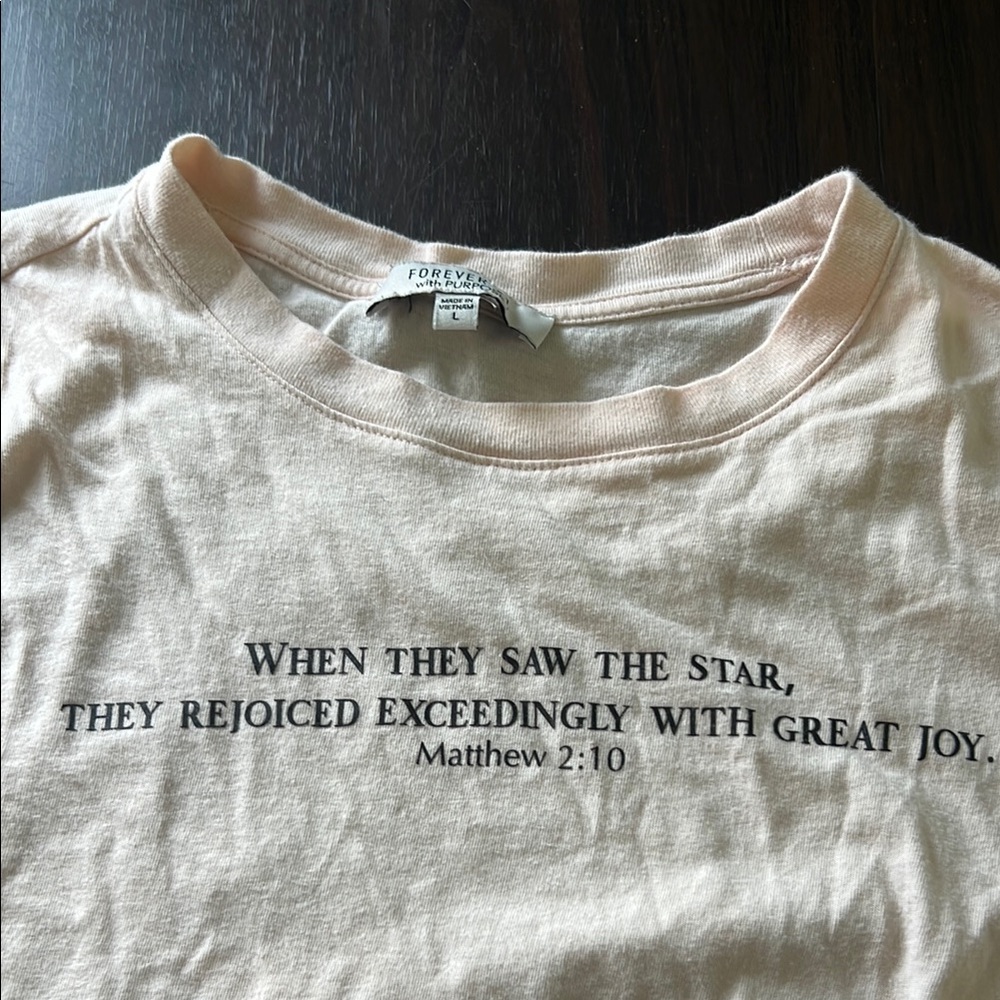 Cream Graphic bible verse T-Shirt size large